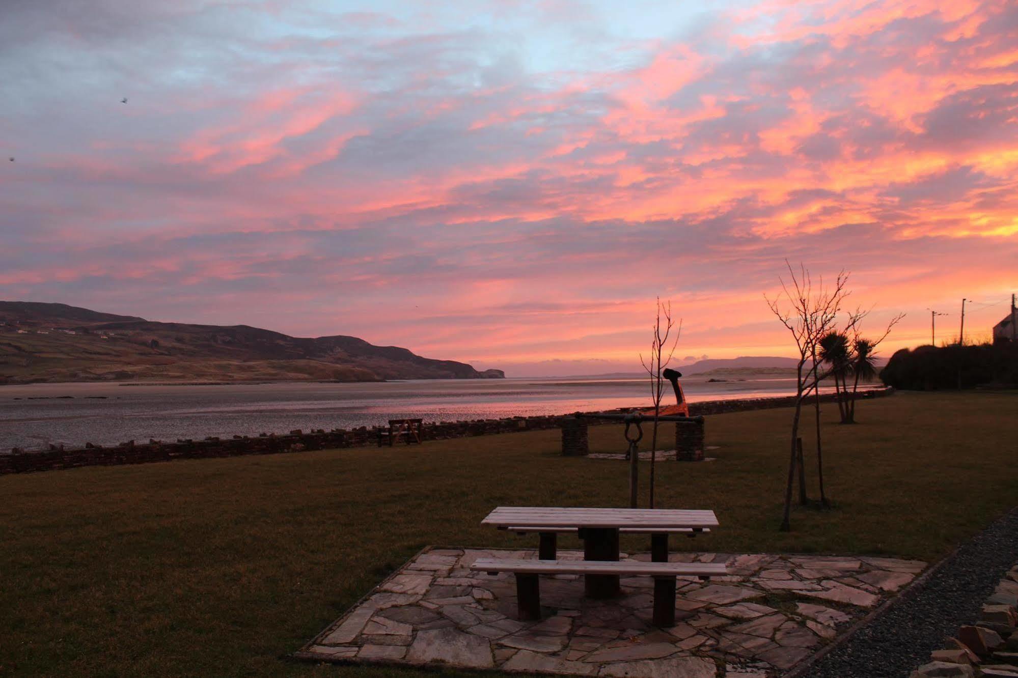 Arnolds Hotel Dunfanaghy Exteriör bild
